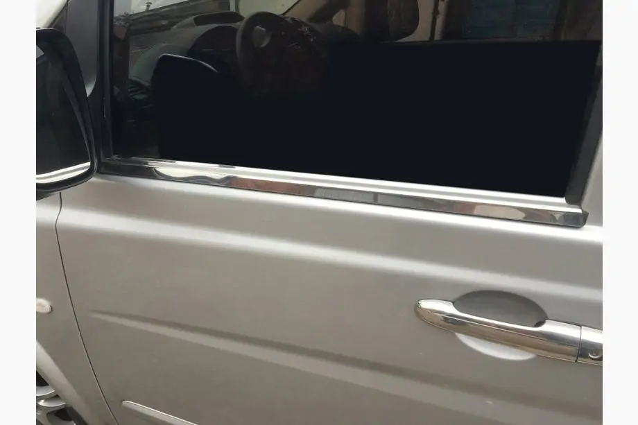 Mercedes Viano 2004-2014 Fensterleisten Edelstahl (2 Stk.) Image