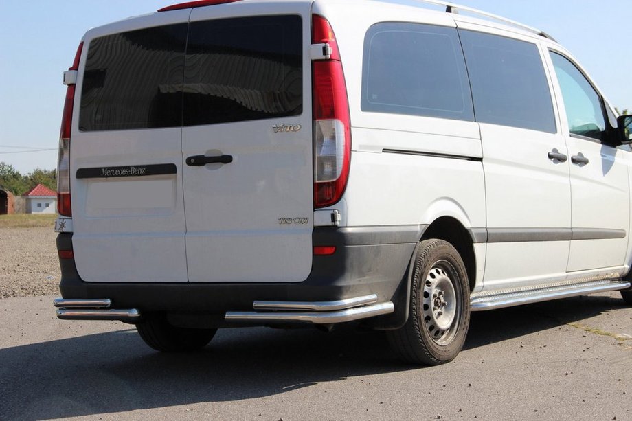 Mercedes Vito W639 2004-2014 Hintere Eckschutzrohre AK003-Double (2 Stk, Edelstahl) Image