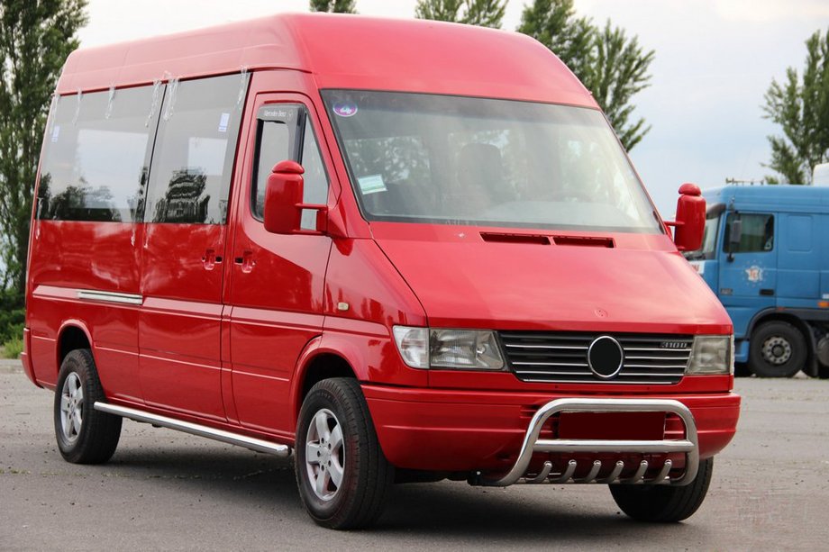 Mercedes Sprinter W901/902/903/904/905 1995–2006 Frontbügel WT008 (Edelstahl) 1995-2000 Foto 3