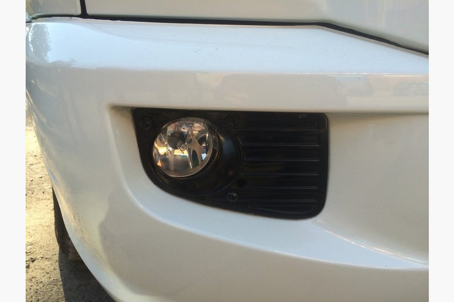 Volkswagen Crafter 2006-2016 Nebelscheinwerfer (mit LED Lampe) Image