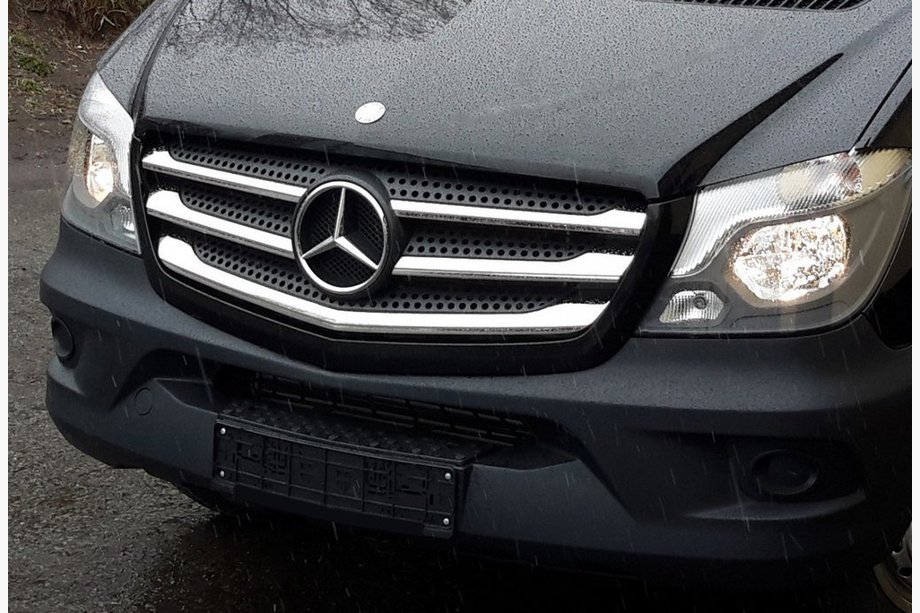 Mercedes Sprinter W906 2006–2018 Chrom Kühlergrill Blenden (2013↗, Edelstahl) OmsaLine - Italienischer Edelstahl Image