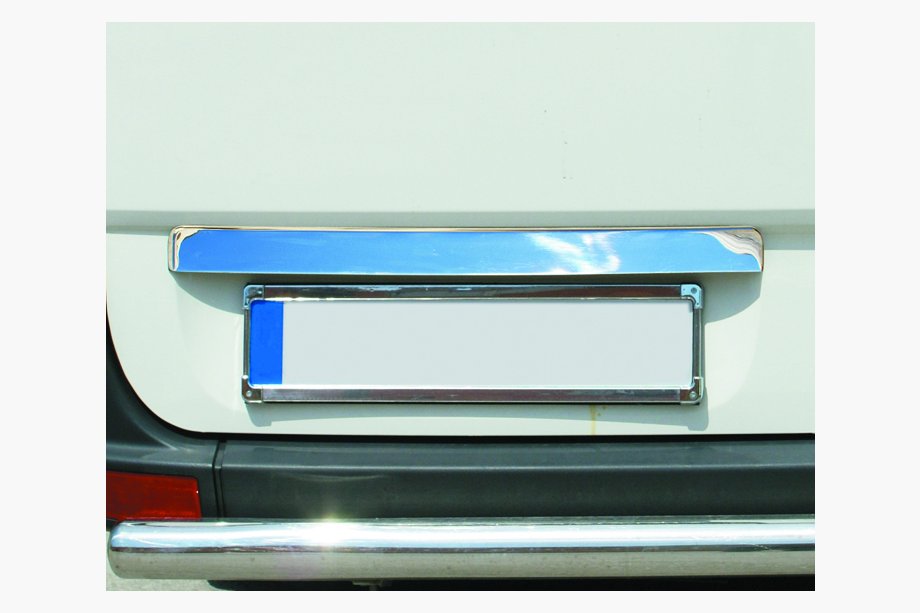 Volkswagen Crafter 2006-2016 Chromleiste über dem Kennzeichen (Edelstahl) OmsaLine - Italienischer Edelstahl Foto 4