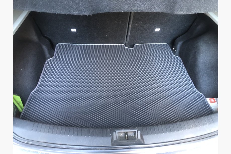 Nissan Qashqai 2007-2010 Kofferraummatte (EVA, Schwarz) Image