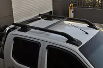 Nissan Navara/NP300 2016- Original Dachreling (mit Querträger) Foto 1
