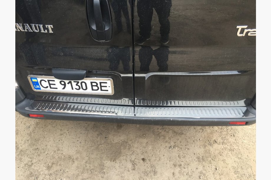 Opel Vivaro 2001–2015 Heckstoßstangenabdeckung Edelstahl (OMSA) Foto 2