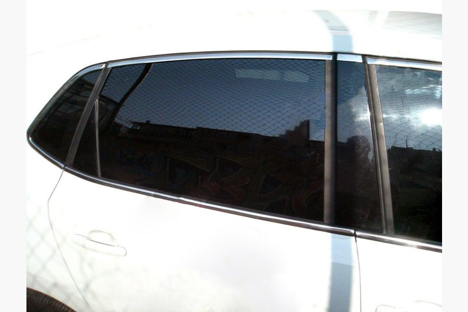 Volkswagen Polo 2010-2017 Komplett Fensterrahmen HB (6-tlg, Edelstahl) Image