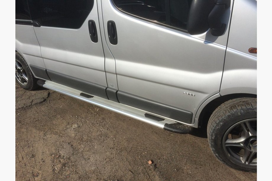 Nissan Primastar 2002-2014 Trittbretter Bosphorus OLD Grau (2 Stk., Aluminium) Langer Radstand Foto 2