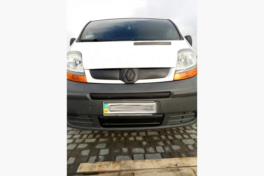Renault Trafic 2001–2015 Winter Untere Kühlergrill Abdeckung (unter dem Kennzeichen) 2007-2015, Glänzend Foto 3