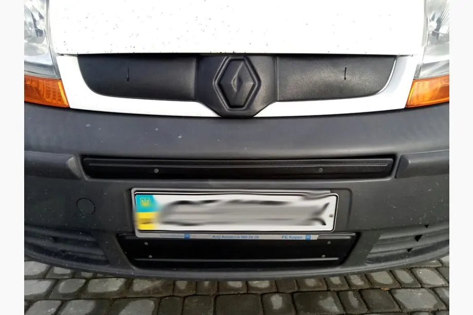 Renault Trafic 2001–2015 Winter Untere Kühlergrill Abdeckung (unter dem Kennzeichen) Foto 4