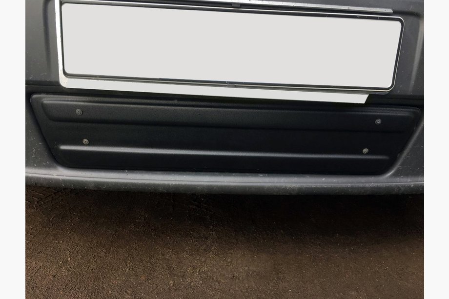 Opel Vivaro 2001–2015 Winter-Unterabdeckung (unter dem Kennzeichen) Matt, 2001-2007 Foto 3