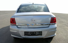 Opel Astra H 2004-2013 Heckspoiler Limousine (grundiert zum Lackieren) Foto 1