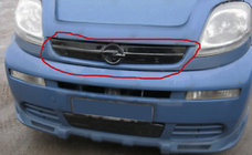 Opel Vivaro 2001–2015 Winterabdeckung für Kühlergrill 2001-2007 (oben) Matt Foto 1