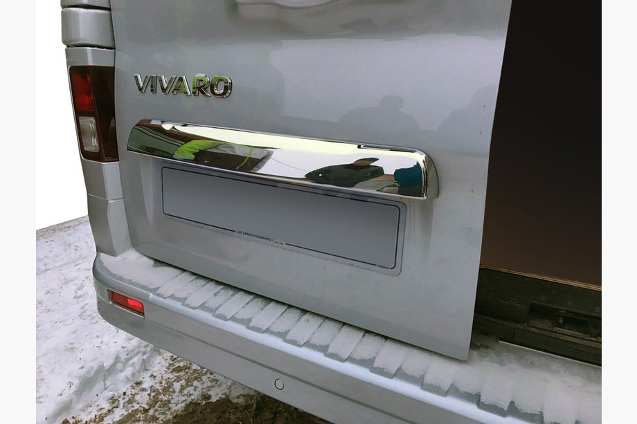 Opel Vivaro 2015-2019 Chromleiste über dem Kennzeichen (Edelstahl) Image