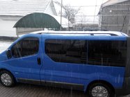 Renault Trafic 2001–2015 Dachreling Schwarz Lang, Kunststofffüße Foto 5