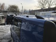 Opel Vivaro 2001–2015 Dachreling Chrom (Kunststofffuesse) Kurz, Kunststoff-Fuesse Foto 3