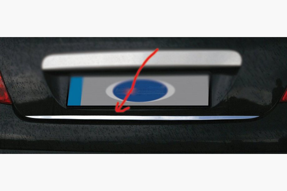 BMW 5 Series E39 1996-2003 Kofferraumleiste Edelstahl Image