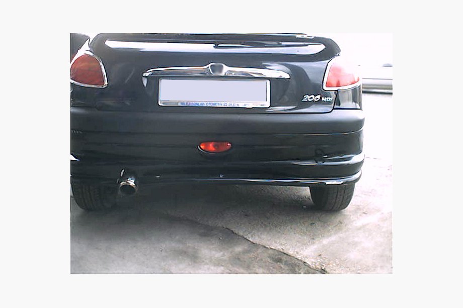 Peugeot 206 1998-2024 Hintere untere Abdeckung (grundiert zum Lackieren) Image
