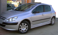 Peugeot 307 2001-2008 Seitenschweller (grundiert zum Lackieren) Foto 1