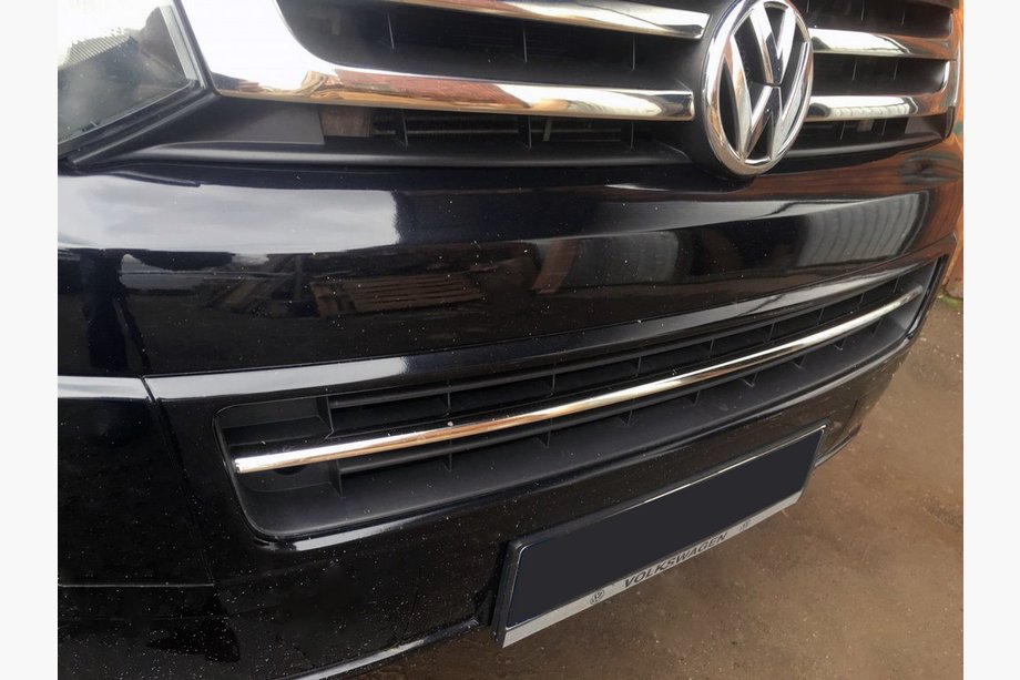 Volkswagen T5 2010-2015 Zierleiste für Stoßstangengrill (Edelstahl) Carmos - Türkischer Edelstahl Image