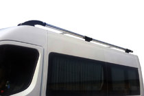 Nissan NV400 2010-2024 Dachreling Shark Foto 1
