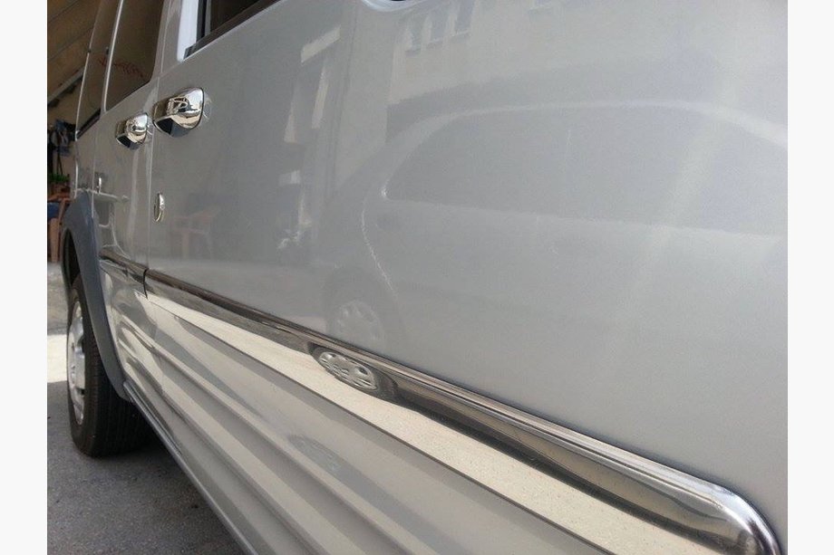 Ford Connect 2002–2006 Edelstahl Türleisten Abdeckungen für Zierleisten (4 Stk) Lang, OmsaLine - Italienischer Edelstahl Image