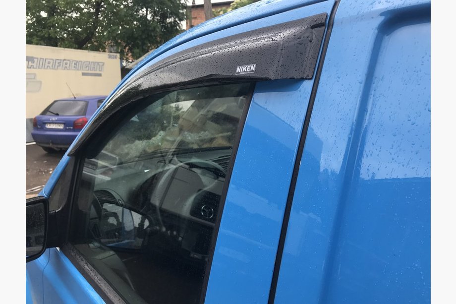 Mercedes Vito W639 2004-2014 Windabweiser (2 Stk, Niken) Foto 2