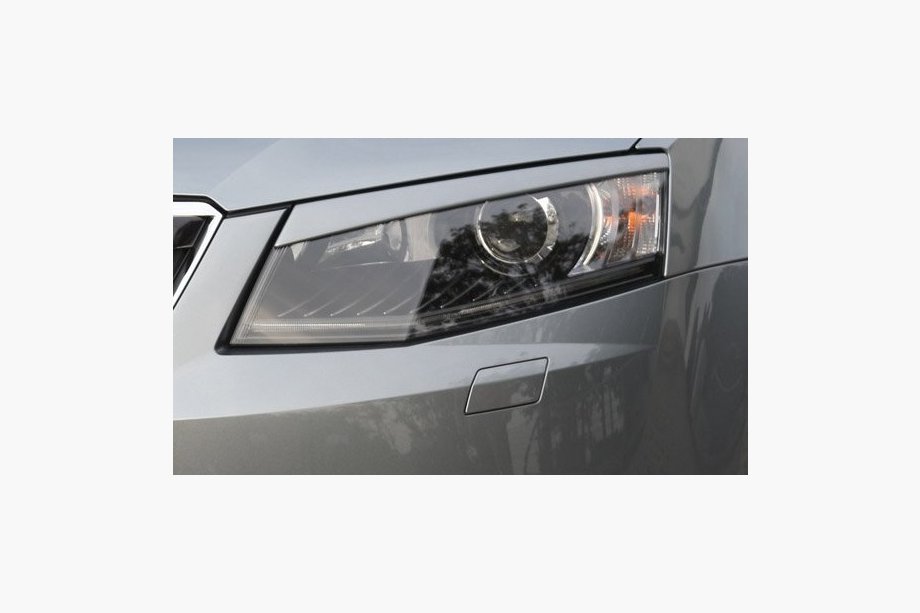 Skoda Octavia III A7 2013-2019 NEUHEIT !!! Scheinwerferblenden (2 Stk, grundiert) Image