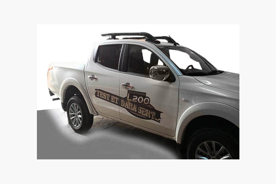 Fiat Fullback 2016- Dachreling mit Querträgern Farbe Grau Foto 2