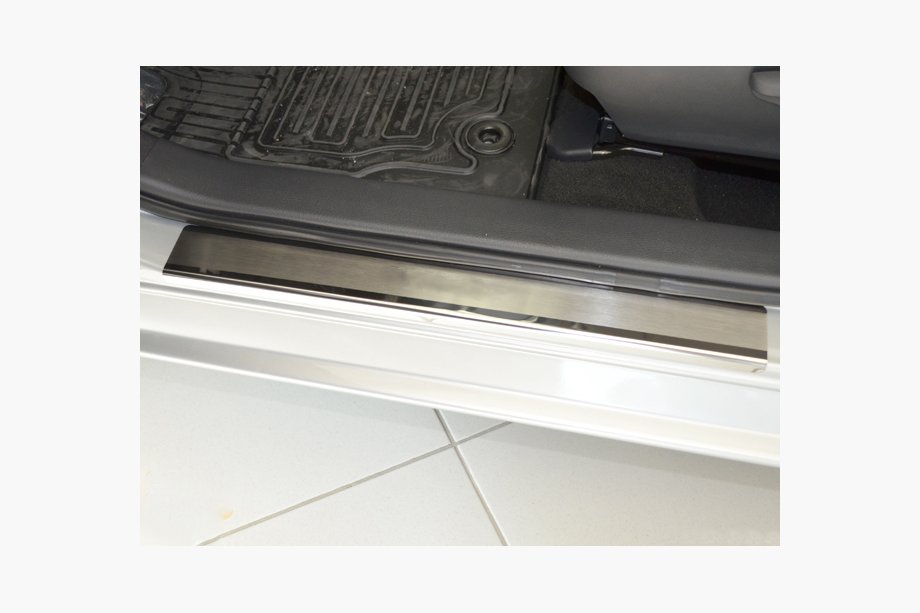 Toyota Auris 2012-2018 Einstiegsleisten Abdeckungen Nataniko (4 Stk., Edelstahl) Standard - Lohmann Band, 0,5 mm Image