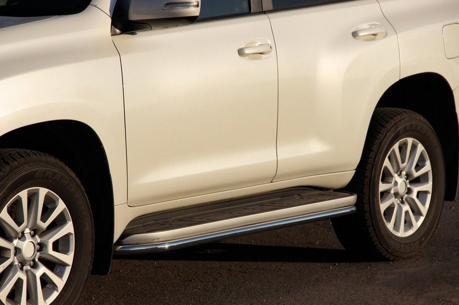 Toyota Land Cruiser Prado 150 2009-2023 Schwellerrohre BB004 (2 Stk, Edelstahl) Image