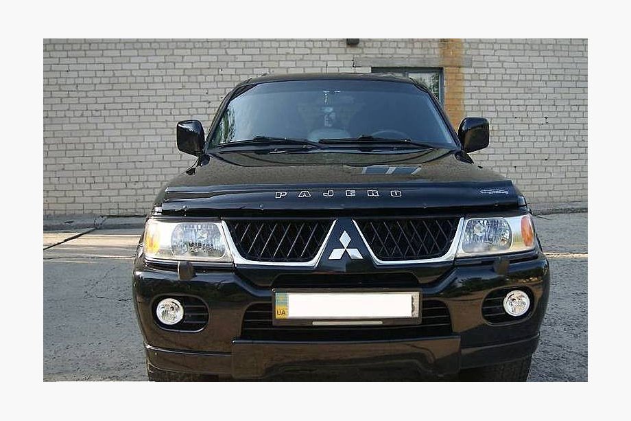Mitsubishi Pajero Sport 1996-2007 Motorhaubenschutz (VIP) Image
