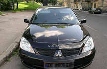 Mitsubishi Lancer 9 2004-2008 Motorhaubenschutz (VIP) Foto 1