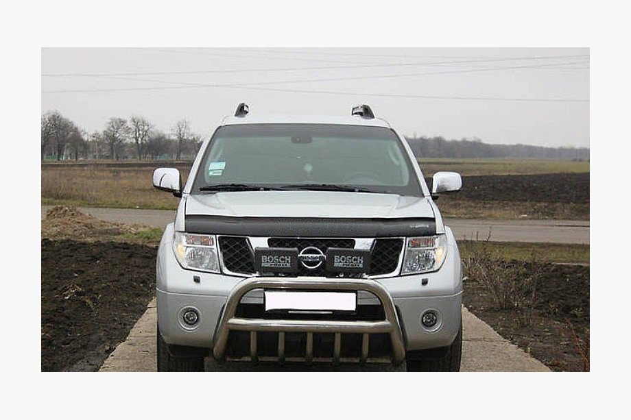 Nissan Navara 2006-2015 Motorhaubenschutz VIP (2005-2010) Image