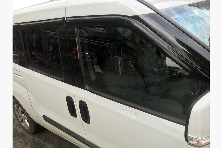 Opel Combo 2012-2018 Windabweiser Aomis (4 Stk) Image