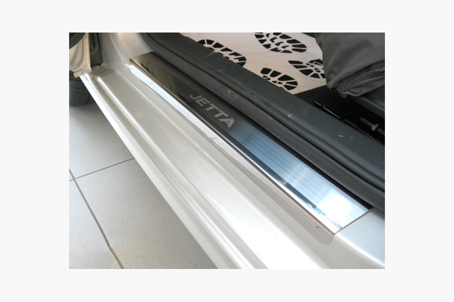 Volkswagen Jetta 2011-2018 Einstiegsleisten Abdeckungen Nataniko (4 Stk., Edelstahl) Premium - 3M Klebeband, 0.8 mm Image