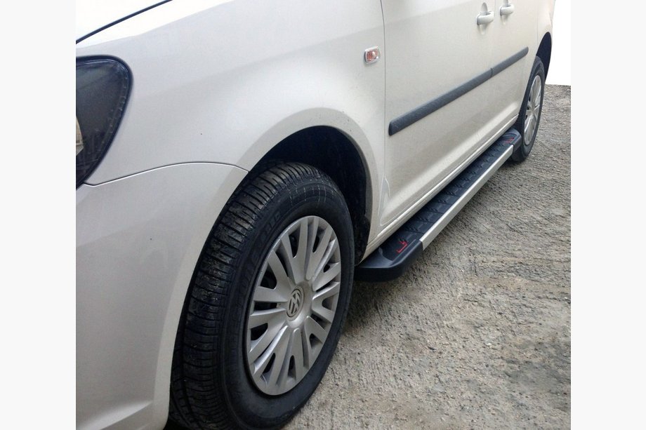 Volkswagen Caddy 2004-2010 Trittbretter Red-style (2 Stk, Alu) Image