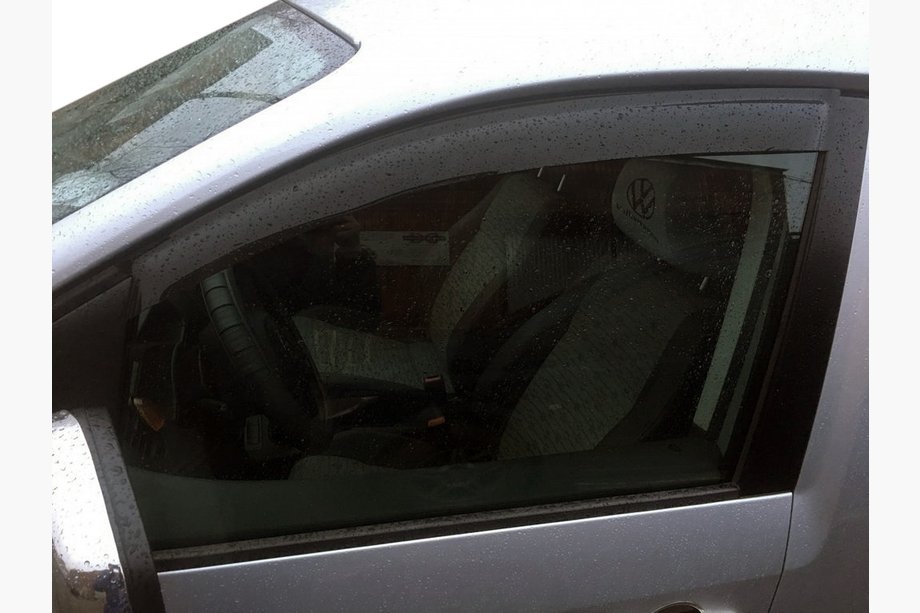 Volkswagen Caddy 2004-2010 Windabweiser (2 Stk, Niken) Image