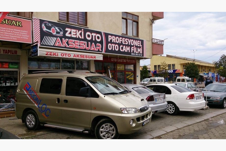 Hyundai H200, H1, Starex 1998-2007 Dachreling Chrom Metallfüße Foto 2