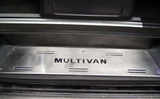 Volkswagen T5 Multivan 2003–2010 Einstiegsleisten Edelstahl (OmsaLine) 4 Türen, OmsaLine - Italienischer Edelstahl Foto 3