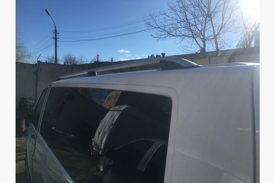 Volkswagen T5 2010-2015 Dachreling CROWN (grau matt) Kurzer Radstand Foto 6