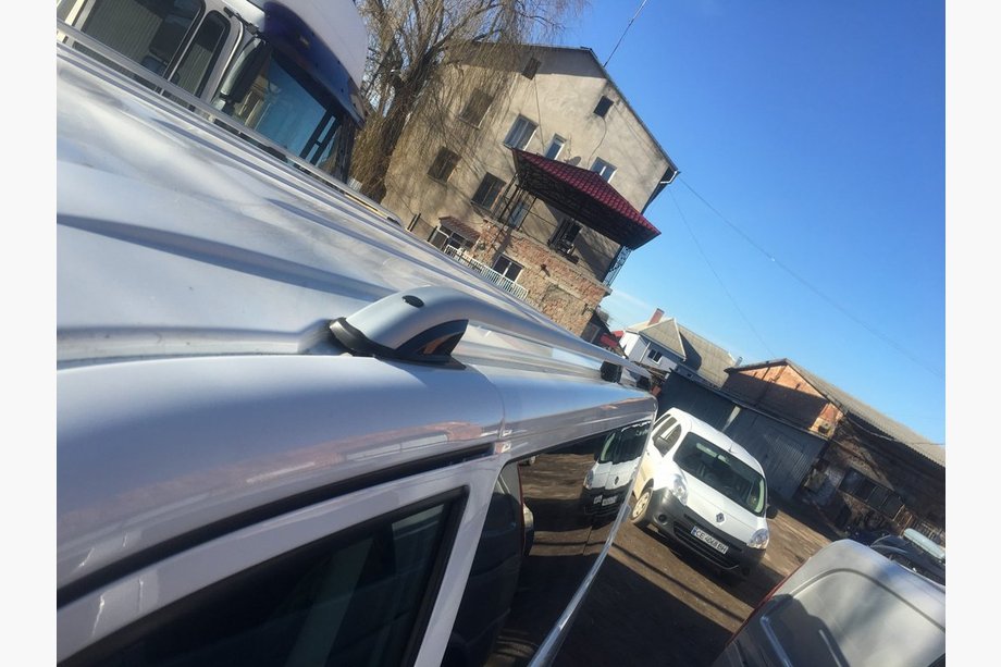 Volkswagen T5 2010-2015 Dachreling CROWN (grau matt) Kurzer Radstand Foto 4