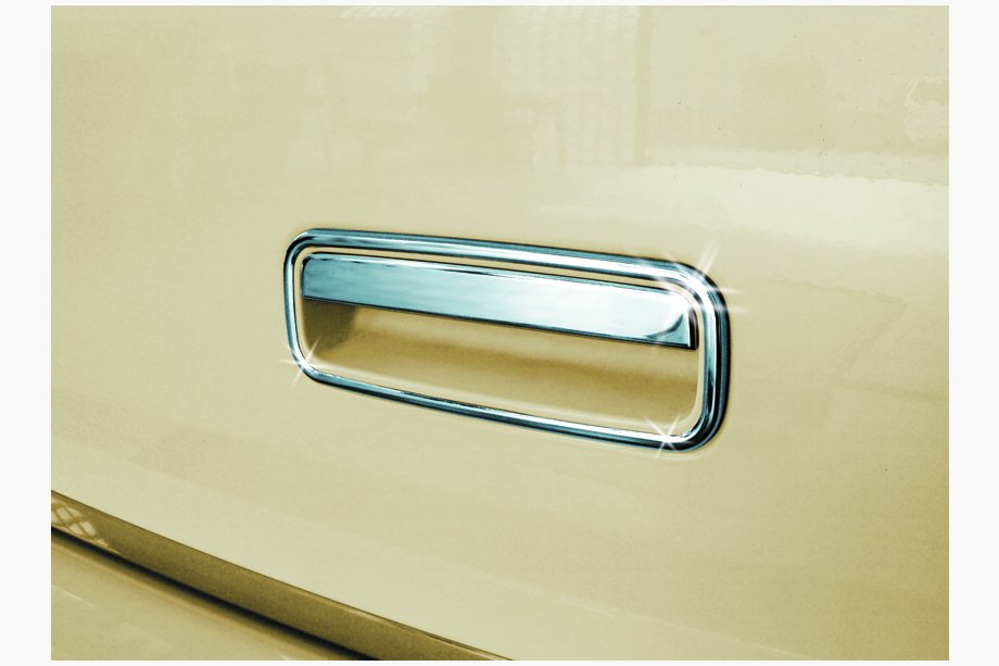 Volkswagen T5 2010-2015 Kofferraumgriff Abdeckung Edelstahl Carmos - Türkischer Edelstahl Image