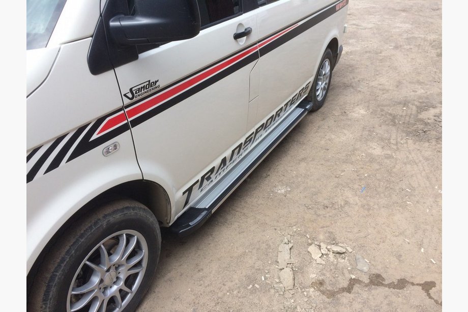 Volkswagen T5 Multivan 2003–2010 Trittbretter Rainbow (2 Stk., Alu) Image