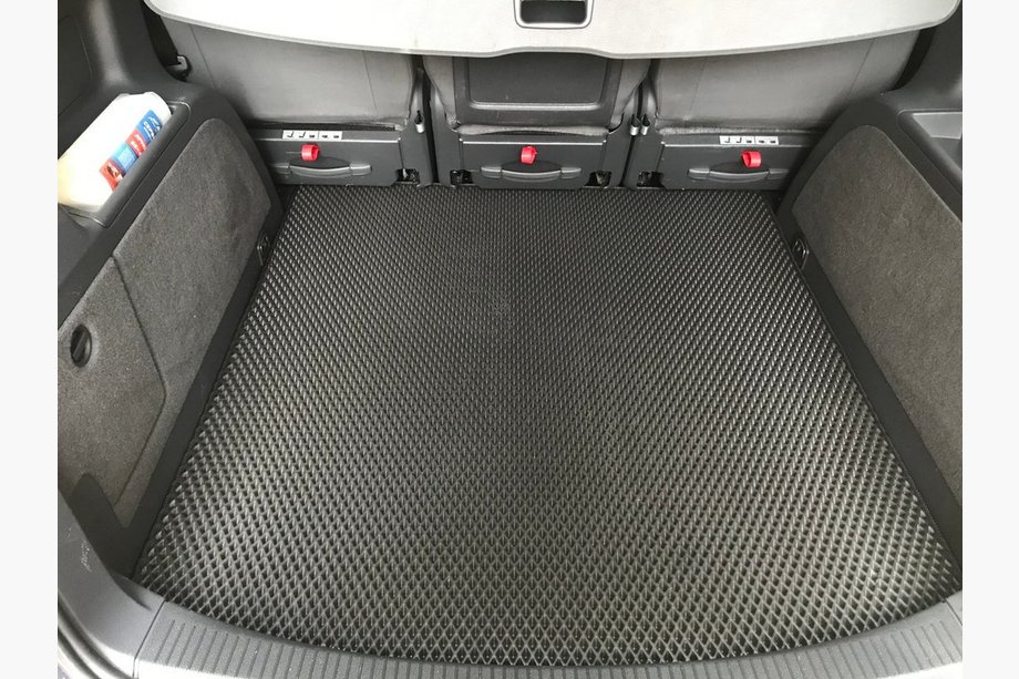 Volkswagen Touran 2003-2010 Kofferraummatte (EVA, 5-Sitzer, schwarz) Foto 1