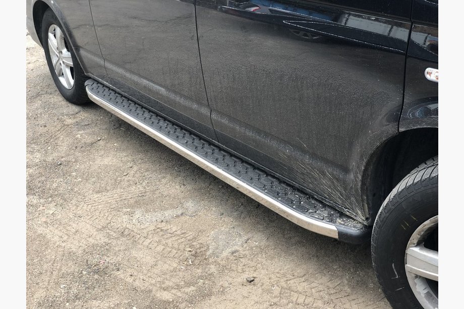 Volkswagen T6 2015-2024 Seitenschweller BlackLine (2 Stk., Aluminium) Image