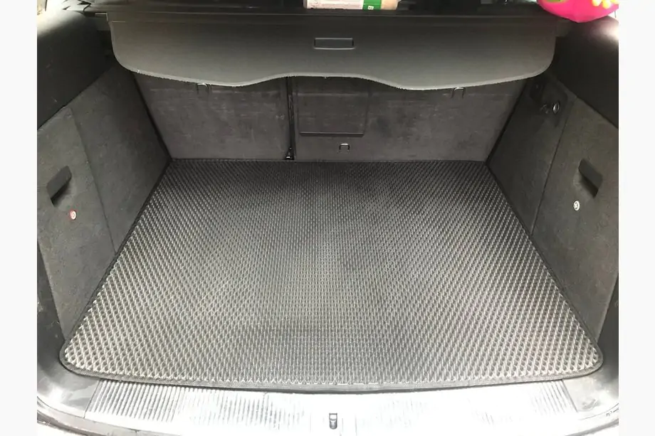 Volkswagen Touareg 2010-2018 Kofferraummatte V1 (EVA, Schwarz) Foto 1