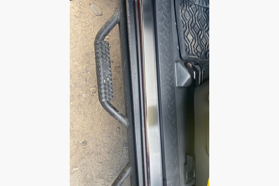 Toyota FJ Cruiser 2006-2022 Edelstahl Einstiegsleisten Natanika Premium (2 Stk.) Image