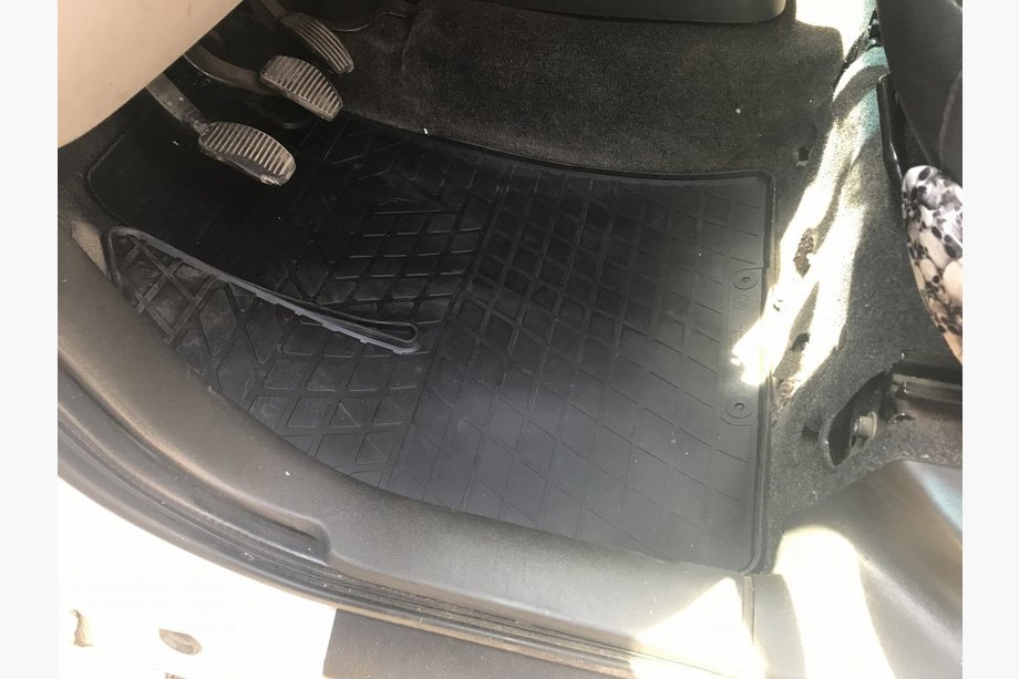 Fiat Doblo I 2001-2005 Gummimatten (Stingray) 4 Stk, Premium - geruchsfreie Gummimatten Image