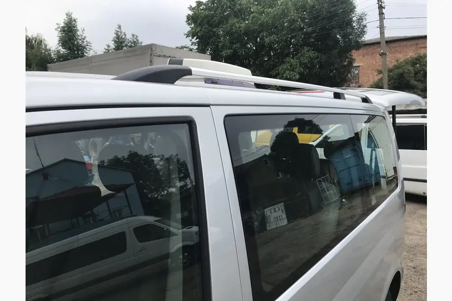 Volkswagen T5 Multivan 2003–2010 Dachreling Chrom Foto 1