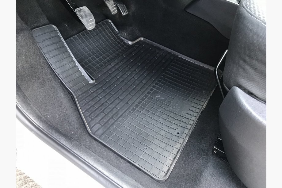 Renault Kangoo 2008–2020 Gummimatten (Stingray) 4 Stk, Premium - geruchsfreie Gummimatten Image